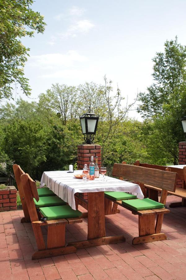 Galosfa Vendeghaz Hotel Zewnętrze zdjęcie